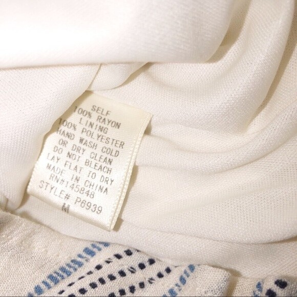 EVERLY NWT medium cream ruffle bow detail romper - Picture 5 of 6